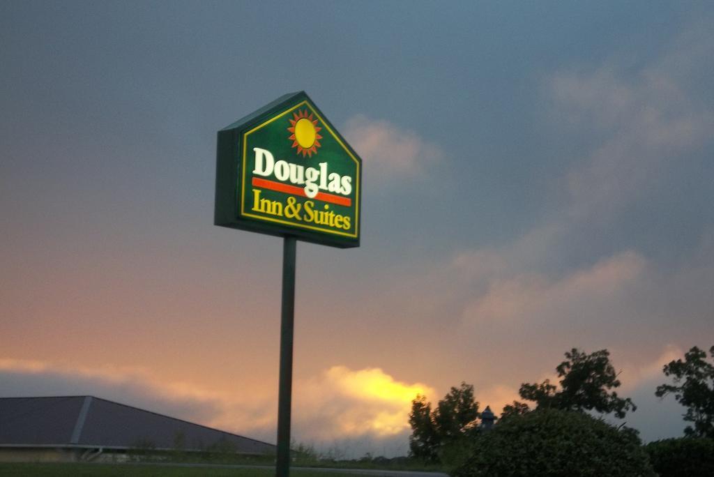 Douglas Inn & Suites, Blue Ridge, Ga Kültér fotó