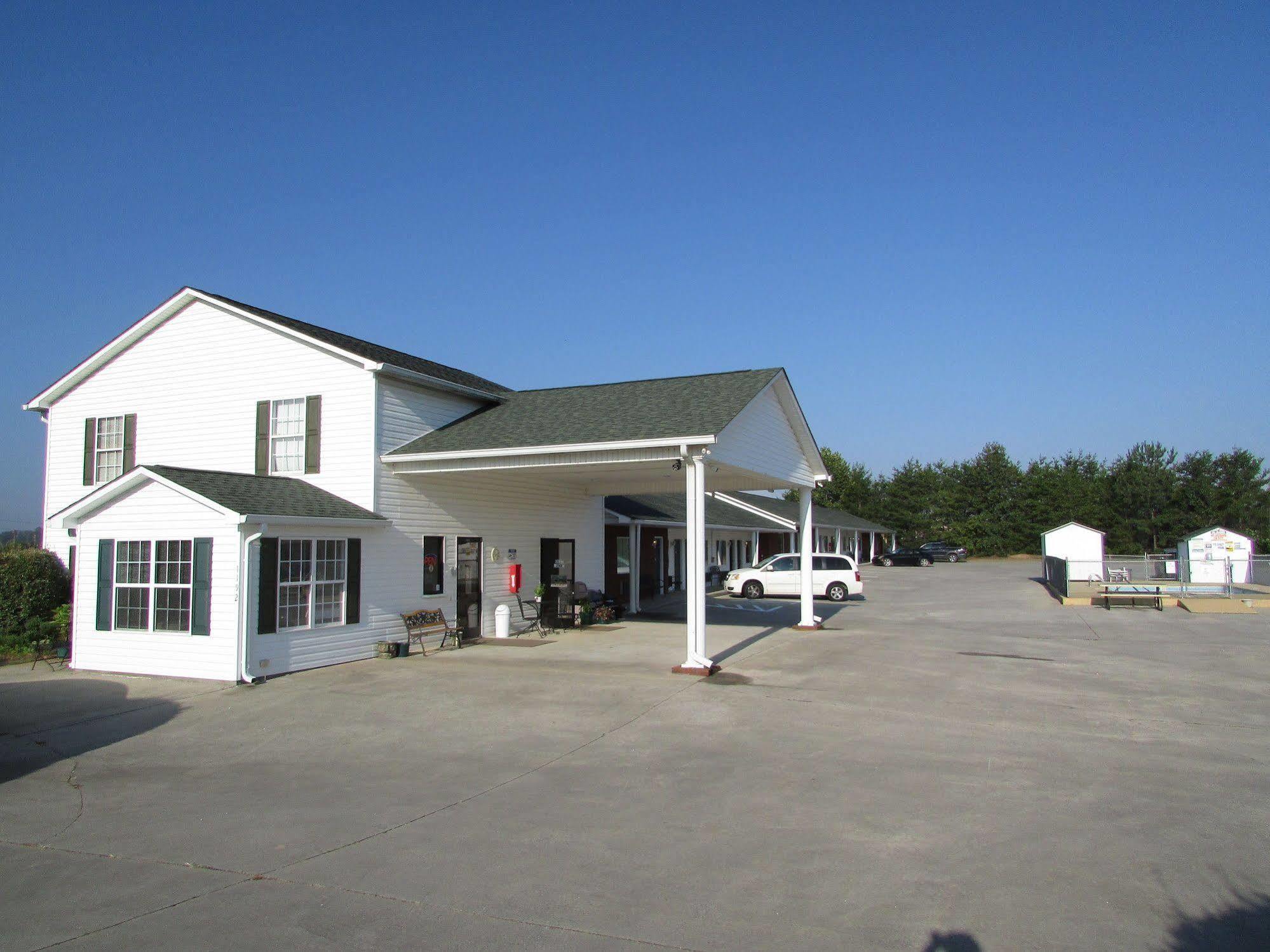 Douglas Inn & Suites, Blue Ridge, Ga Kültér fotó